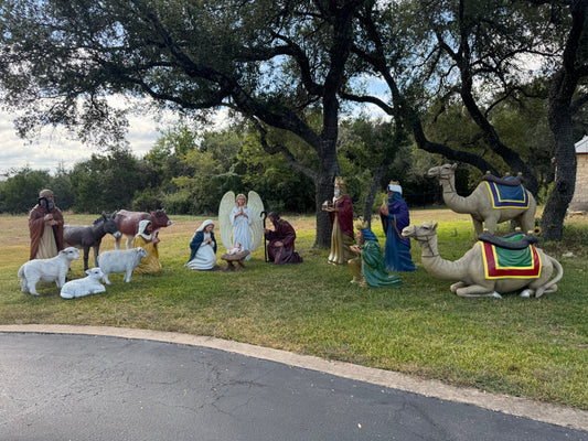 Life-size nativity (16 pieces)